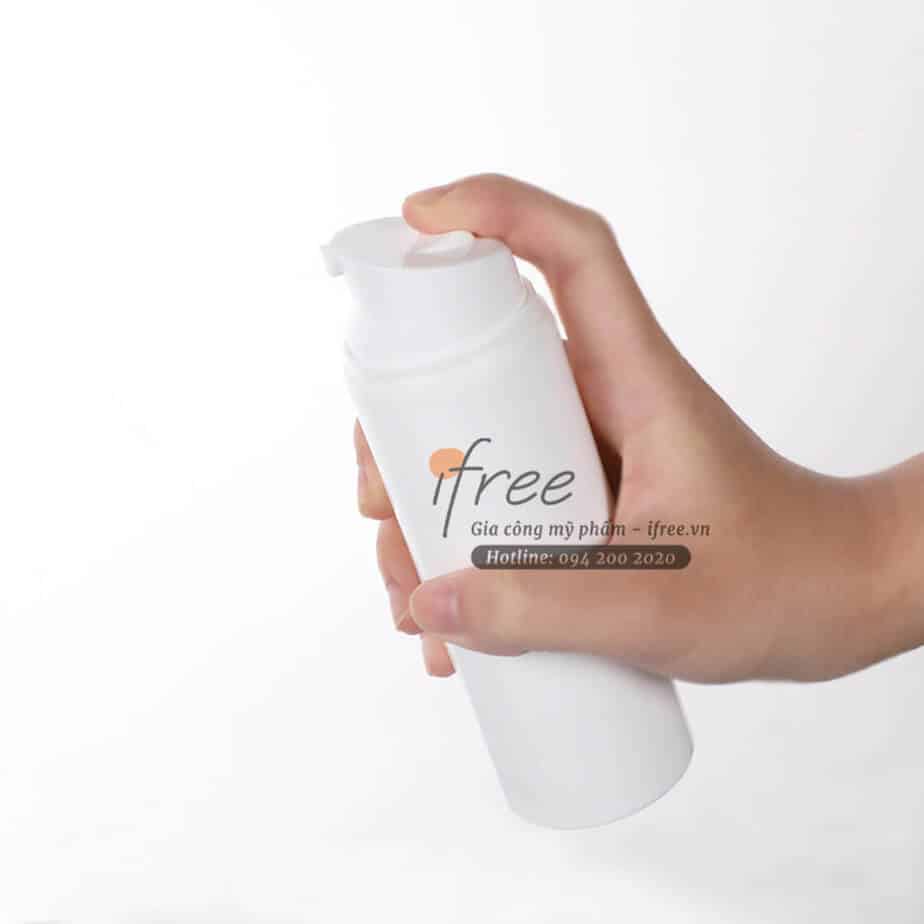 Gia công Tẩy trang cho da khô Oil to Milk 4 Chai vòi nhấn được Gefco sử dụng đóng gói trong quy trình gia công tẩy trang da dầu da nhờn Oil to Milk