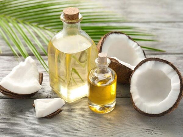 Gia công Dầu xả cho thú cưng 4 Caprylic/Capric Triglyceride