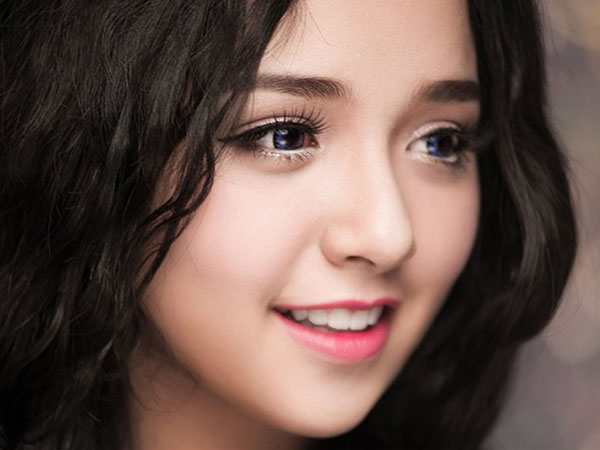 Gia công Serum dưỡng mi 8 Serum dưỡng mi được gia công tại Gefco giúp Mi cong quyến rũ mi dài đẹp