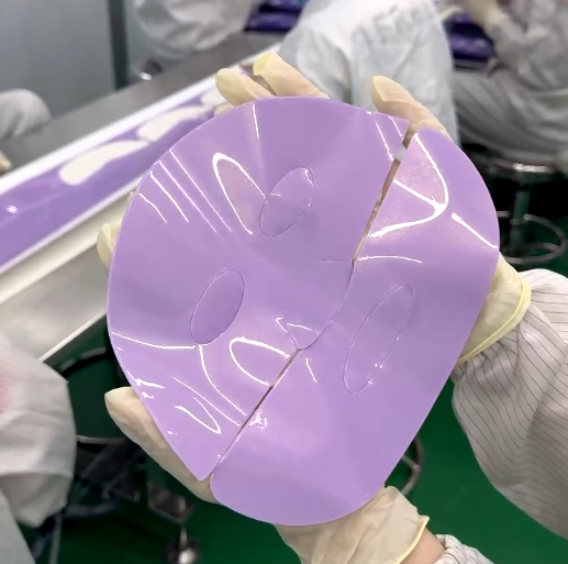 Gia công mặt nạ thạch tía tô trắng da 6 Gia công mặt nạ thạch tía tô trắng da