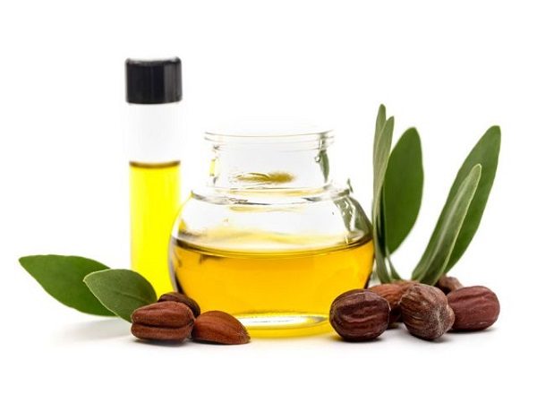 Gia công dầu tẩy trang siêu nhũ hoá 2 tac dung tri mun cua dau jojoba 600x450 1