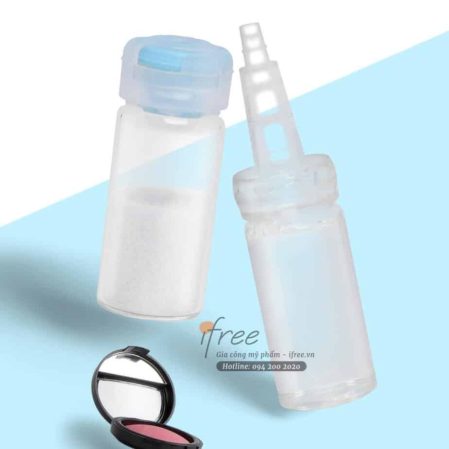 Gia công Bộ vi kim 98% màu trắng - cho Spa, thẩm mỹ viện 8 Trong hoạt động sản xuất gia công bộ vi kim 98% trắng, Gefco thường sử dụng 2 loại chai.
Chai nhỏ để đựng vi kim 98% trắng.
Chai đầu bóp để chứa serum.